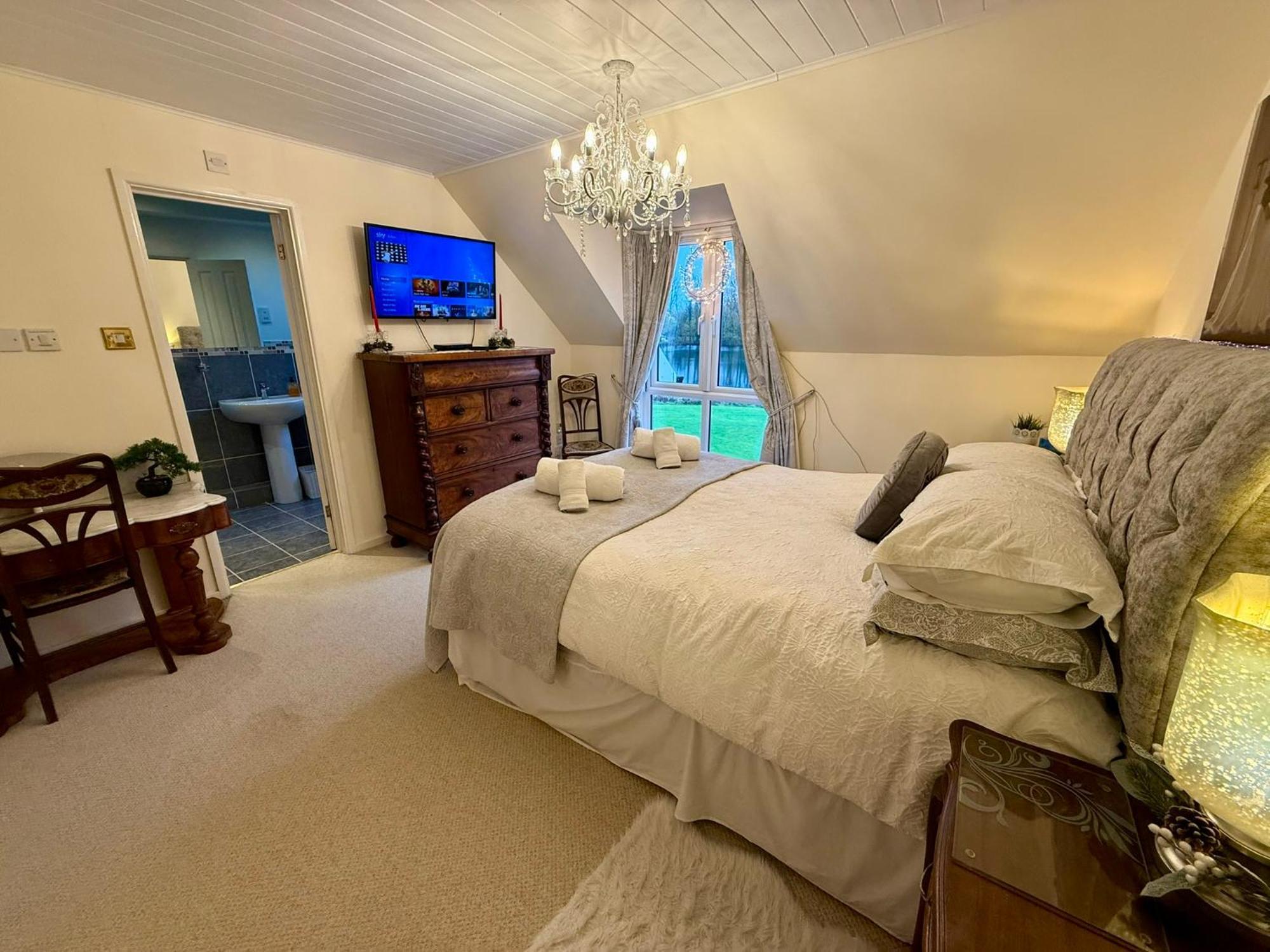 Luxury Kingfisher Lodge, Isis Lake, Within The Cotswold Waterpark Cirencester Kültér fotó